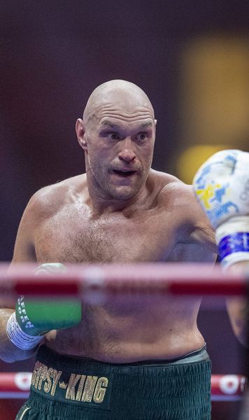 Tyson Fury revine în ring   Pugilistul britanic a făcut anunțul:   „M-am întors. Încă lovesc”