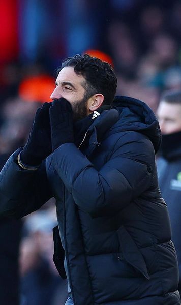 Ruben Amorim a răbufnit  Reacție acidă la adresa conducerii lui   Manchester United:  „Am venit să fiu manager, nu antrenor! Nu plec!”