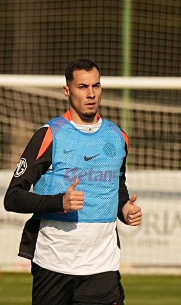 Toți ochii pe Andre Duarte!    GOLAZO.ro  l-a urmărit azi pe stoperul portughez la   antrenamentul FCSB  din Antalya