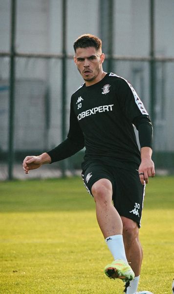 Afacerea Daniel Paraschiv    Suma infimă  plătită de Rapid pentru împrumutul fostului atacant de la Hermannstadt