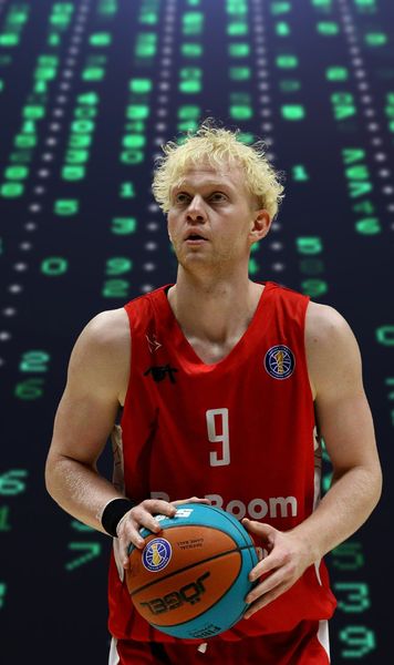 Sportiv rus, monedă de schimb    Un baschetbalist vânat de SUA  a fost eliberat în schimbul unui cercetător francez » Rusul, acuzat că era hacker