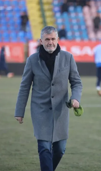 Căpitanul lui FC Botoșani, la mare căutare  Anunțul lui Valeriu Iftime: „Am 4 oferte pentru el, dar   nu vrea să plece”