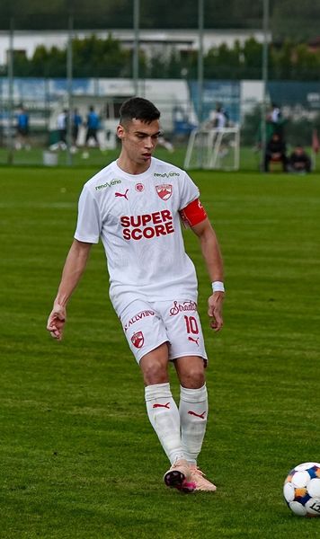 Dinamo - Gangwon FC    LIVE de la ora 14:00  » Ultimul test al „câinilor” în cantonamentul din Antalya