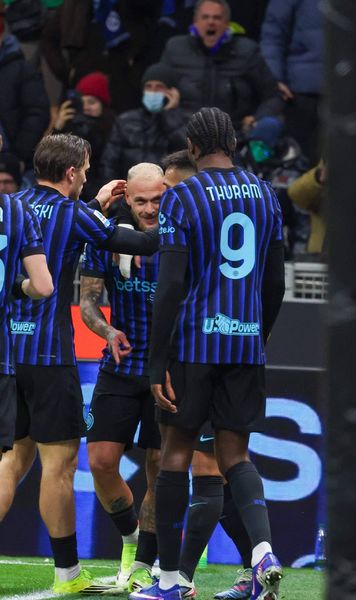 Inter - Napoli 2-2  Remiză pentru formația lui   Cristi Chivu   contra campioanei Italiei, după o repriză secundă plină de tensiuni