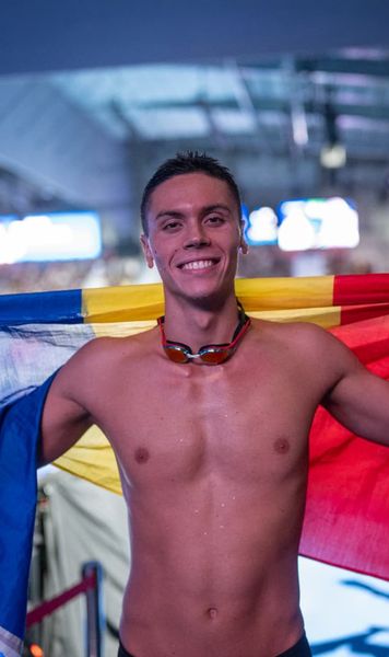 David Popovici, premiat  Campionul olimpic a fost desemnat   cel mai bun  înotător din Europa în 2025!