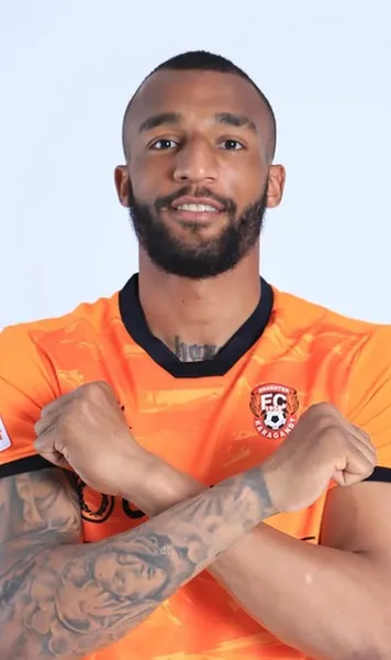 A căzut de la fereastră!  Un fotbalist rus a fost găsit   fără suflare  pe stradă » Mama lui susține că a fost ucis