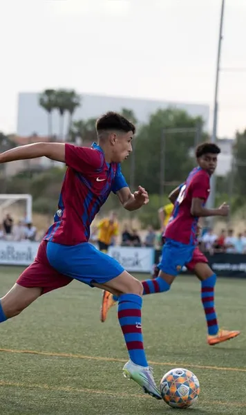 Ianis Târbă, coleg cu Lamine Yamal   Noul fotbalist al lui Dinamo, despre perioada petrecută în   La Masia:  „El era pe o parte, eu pe cealaltă”