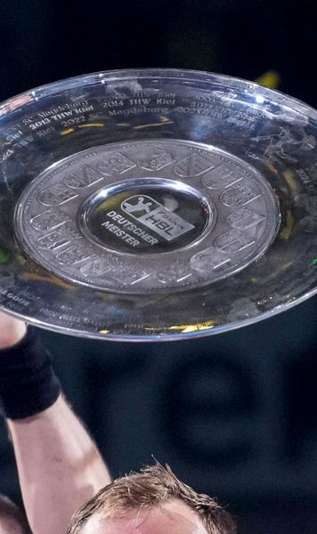 Cupa topită a lui Fuchse Berlin  Trofeul de campioană, furat în urmă cu două luni, a fost găsit   sub formă de lingou