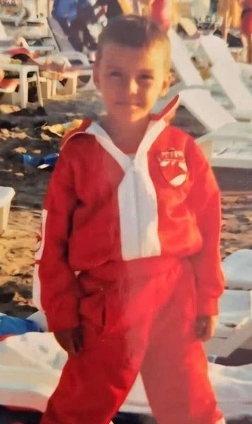 „Nu-l dezamăgi pe acel micuț”   Imaginea postată de Cătălin Cîrjan i-a activat pe dinamoviști:   „Dă-le peste nas tuturor!”