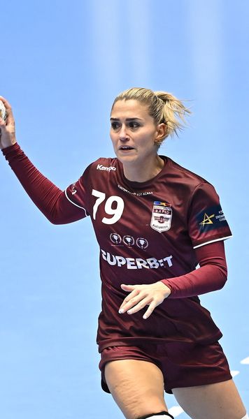 La mijloc între dușmani  Estavana Polman, jucătoarea Rapidului, ar putea pune capăt unui   conflict între Ibrahimovic și Van der Vaart:  „Idiot!”