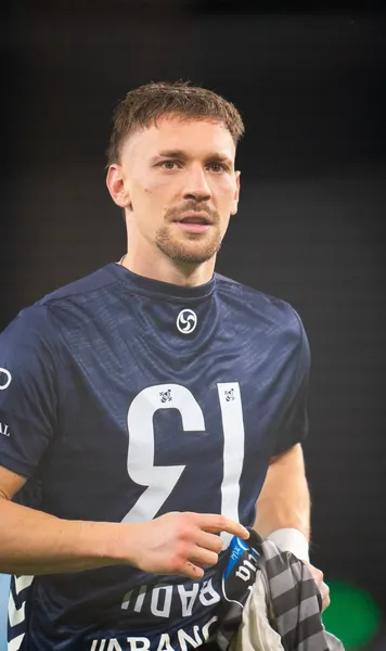 „Zidul” Ionuț Radu  Portarul român a reușit   o performanță incredibilă   la Celta Vigo » Lăudat de presa spaniolă: „Idolul fanilor!”