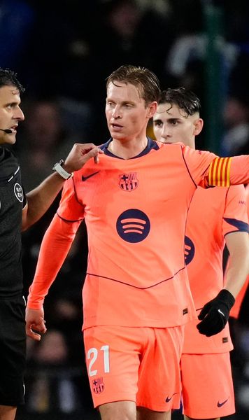 Furie la Barcelona  Catalanii se dezlănțuie la adresa arbitrului meciului cu Sociedad: „Te privește   de parcă ar fi mai presus de tine”