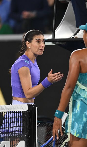Cîrstea, conflict la Australian Open!     FOTO.  Tensiuni și replici dure la finalul meciului cu Naomi Osaka » Sorana:   „Nu ai idee ce e fair-play-ul!”