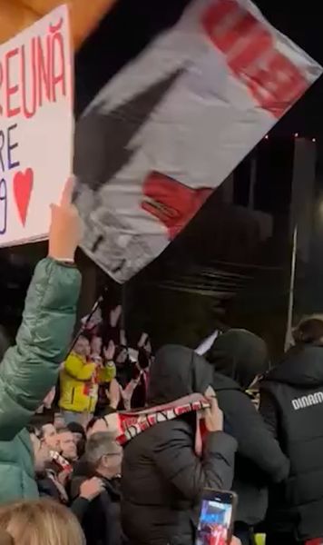 Dinamo, cu gândul la titlu    Primire senzațională  la Sibiu: ce bannere au afișat fanii la hotelul echipei + reacția clubului