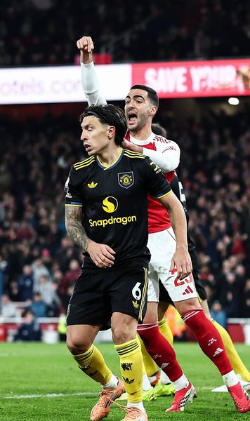 Arsenal - Manchester United 2-3  Blestem rupt după 9 ani! După City, „diavolii”   au bătut și liderul