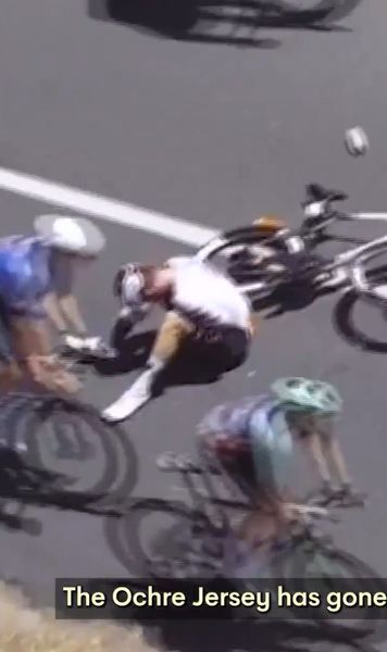 „Cel mai periculos lucru din Australia”    VIDEO.  Doi   canguri  au provocat haos în Turul Down Under » Campionul a căzut: „Mergeam cu 50 km/h”