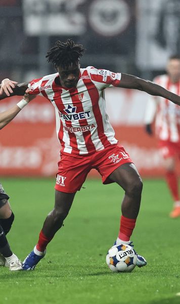 UTA Arad - Rapid 1-2    Victorie muncită  a giuleștenilor, care rămân la un punct spatele liderului U Craiova