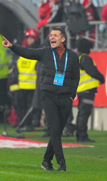 Gâlcă nu se abate de la plan  Antrenorul giuleștenilor rămâne cu picioarele pe pământ după   succesul de la Arad:  „Fiecare știe pentru ce joacă”