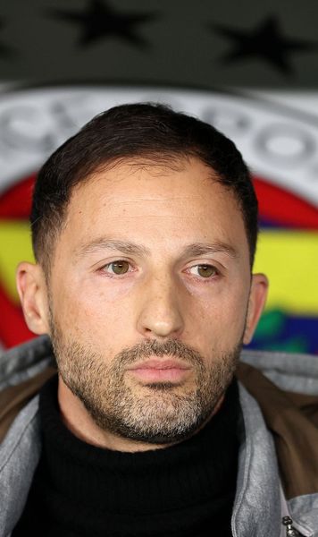 Rivalul FCSB, disperat    Ce a spus antrenorul lui Fenerbahce  înaintea meciului din Europa League: „Nu știu cu cine joc la București!”