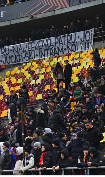 „Jucați fotbal!”  Asta au scandat   ultrașii FCSB  spre propriii jucători la startul meciului cu Fenerbahce. Ce diferență față de 2025