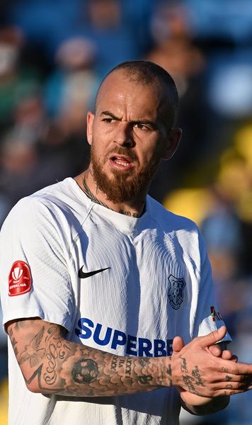 Alibec a intrat în Guinness Book  Revenit la Farul, atacantul   a egalat recordul lui Claudio Pizarro