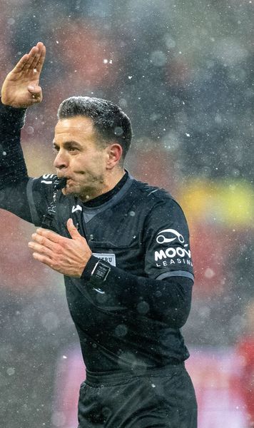 „Nenorocit! A vrut să-mi ia viața”    Gigi Becali,  jigniri la foc automat după victoria cu Csikszereda: „Facem cerere să fie scos din arbitraj!”