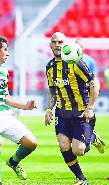 Ce i-a rupt ascensiunea  Atacantul care   a jucat la seniorii lui Sporting  Lisabona și la juniorii Portugaliei a debutat în Liga  1