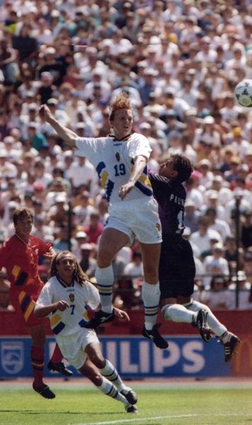 Un „Prunea” după 32 de ani    Gafa lui Buzbuchi  la 2-3 cu Dinamo, similară cu cea a portarului naționalei la Mondial. Tot un Ken l-a învins!