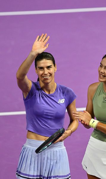 Sorana Cîrstea, titlul #4    FOTO   Triumf spectaculos la   Transylvania Open  în finala cu Răducanu! A primit trofeul de la Halep: „N-am mai trăit așa ceva”
