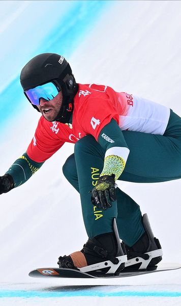 Accidentare horror la JO de iarnă  Un sportiv australian   și-a rupt gâtul!  » A fost transportat la spital cu elicopterul. Care e starea lui