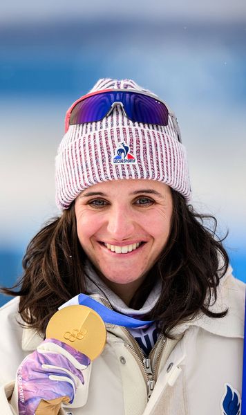 A jefuit-o, apoi a învins-o la Jocurile Olimpice    Situație bizară  la Milano-Cortina: o sportivă condamnată pentru furt   a câștigat aurul în fața victimei!