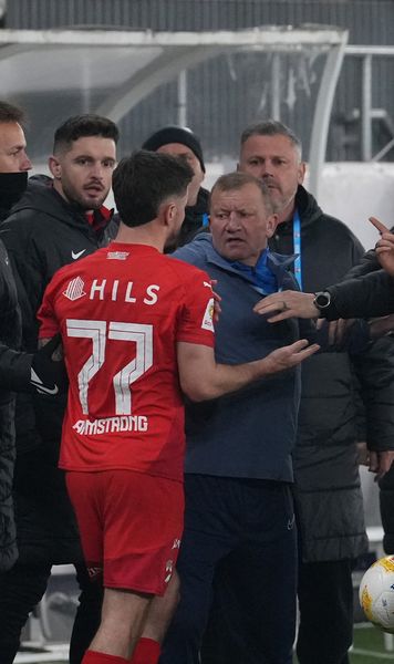 „A venit nervos să-mi ia mingea”    VIDEO+FOTO.    Dorinel Munteanu,  conflict cu Armstrong: „De ce mi-a dat galben? N-am avut nicio reacție!”. Ce se vede pe imagini