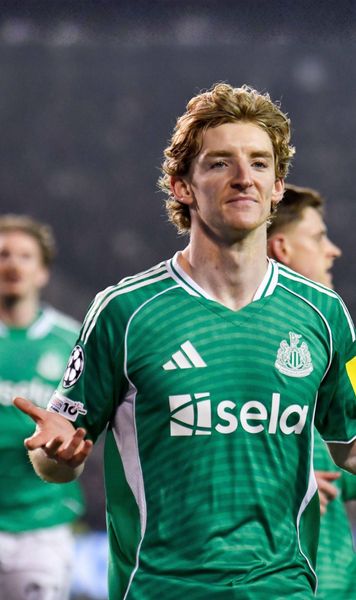 Seară de poveste  Atacantul lui Newcastle a egalat un   record senzațional  în Liga Campionilor, după recitalul cu Qarabag