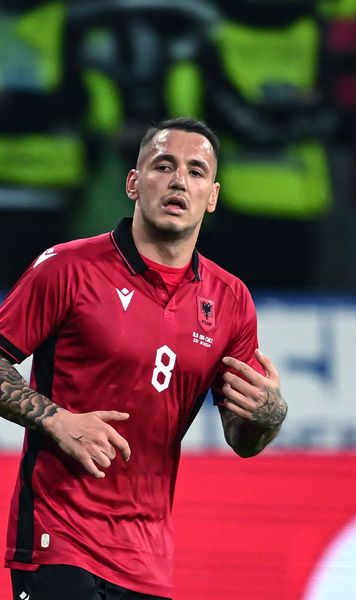 Panică în Turcia   Un jucător trecut pe la Barcelona a fost implicat într-un   accident  de mașină. În ce stare se află sportivul