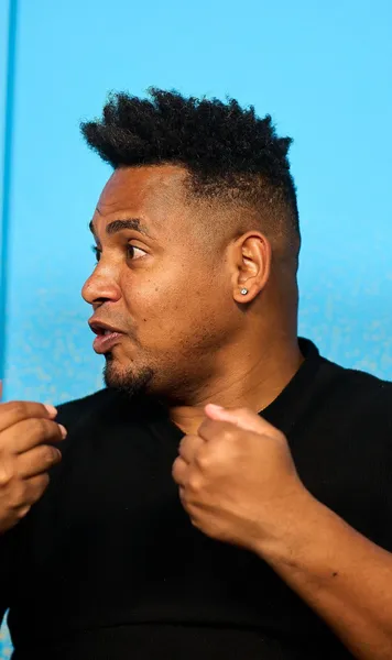 „Le răspundeam «cra, cra!»”    Eric de Oliveira  și-a aruncat un coleg în râu, după un derapaj rasist: „Nu s-a mai luat de mine niciunul”