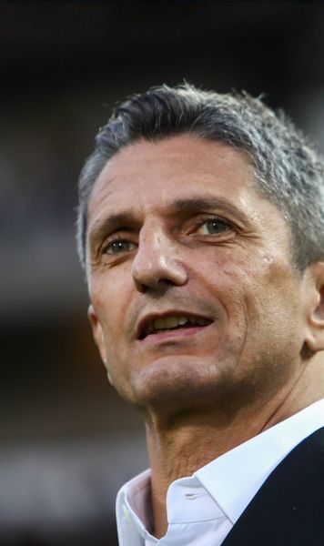 Avantajul lui Lucescu    Ce are Răzvan în plus acum  față de Olympiacos și AEK în campionatul grec