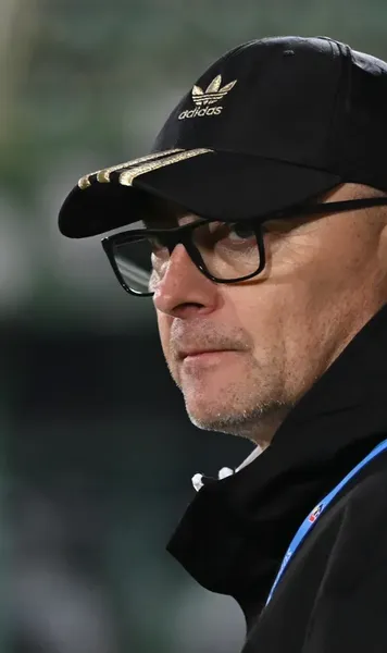 „Îmi era frică”  Valeriu Iftime dezvăluie de ce l-a dat afară pe   Leo Grozavu:  „Jucătorii spuneau că nu mai vin la echipă!”