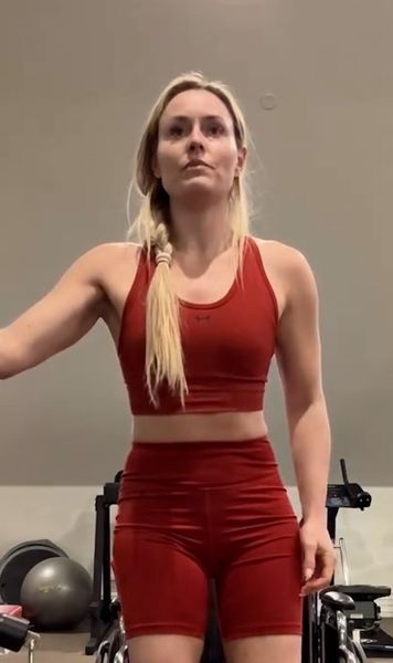 Lindsey Vonn e în picioare!    FOTO.  Schioarea americană   a reluat pregătirea la 26 de zile  după accidentarea gravă. I se putea amputa piciorul!