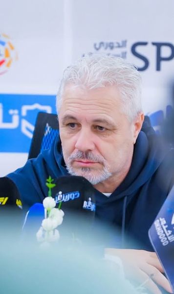 Șumudică rămâne la Al-Okhdood  Tehnicianul român a infirmat zvonurile legate de plecarea sa: „Sunt total false”.   Ce a stabilit cu șefii