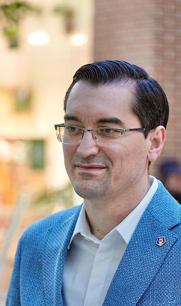 „Să mă bucur pentru Becali?!”    Reacția lui   Răzvan Burleanu,  după ce Mirel Rădoi s-a înțeles cu FCSB + Ce spune despre Mircea Lucescu