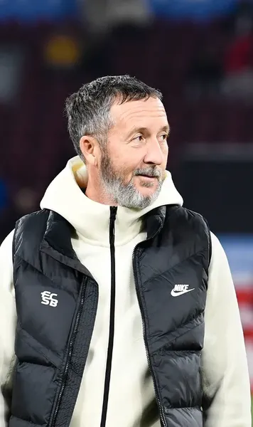 „Am stat de vorbă șapte ore cu Rădoi”    Mihai Stoica,  detalii din culisele revenirii fostului selecționer la FCSB și o amintire din 2002: „Iubi, închid, că a venit Mirel!”