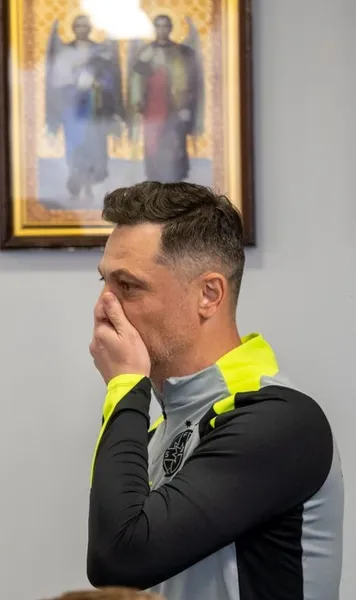 Atac dur la adresa lui Rădoi  U Craiova nu-l iartă pe antrenorul revenit la FCSB:   „Vorbeai de Rotaru  și acum unde te duci?”