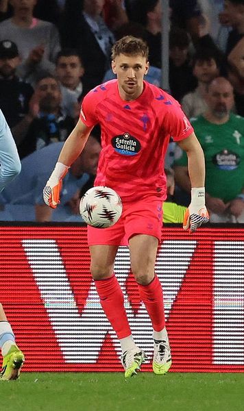 Gafa care i-a stricat jocul lui Radu!    FOTO.   Portarul a fost MVP la Celta 87 de minute cu Lyon.   Dar a greșit la final. Ne temem cu Turcia!