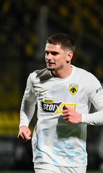„Piciorul meu drept rupe”    Răzvan Marin, expert în faze fixe  la AEK. Va folosi Lucescu atuul său contra Turciei?