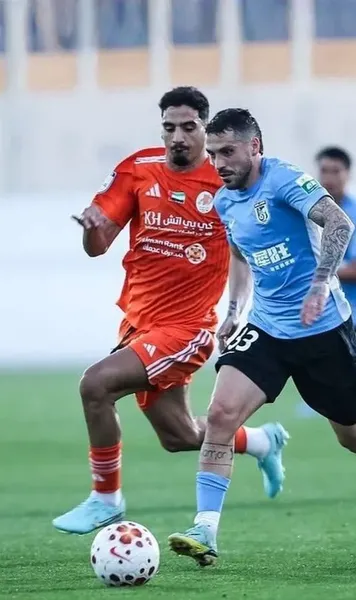 Stanciu, primul gol în China    FOTO.  „Tricolorul” a spart gheața cu două săptămâni înainte de barajul cu Turcia, dar   echipa sa a pierdut categoric