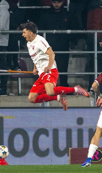 Repriză tensionată în Giulești    FOTO.    3 faze controversate   la Rapid - Dinamo! Toate au fost judecate în favoarea „câinilor”