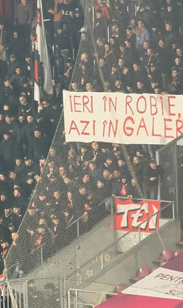 „Rasism și extremism în stare pură!”  Se cere   depunctarea lui Dinamo,  după acțiunile ultrașilor de la meciul cu Rapid: „Silă. Și rușine. Asta simt”