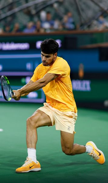 I-a oprit seria lui Alcaraz  Medvedev l-a eliminat pe liderul mondial de la Indian Wells și i-a întrerupt   parcursul perfect  din 2026