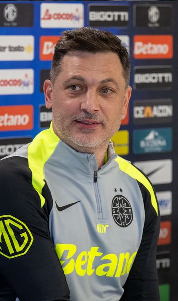 Primele semne de libertate    Trei decizii luate de Mirel Rădoi  la debutul pe banca FCSB. Unul dintre jucători fusese aspru criticat de Gigi Becali + o revenire după 5 luni