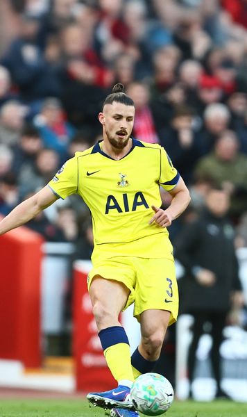 Drăgușin, intervenție magistrală în prelungiri!     Tottenham, remiză mare cu Liverpool,  pe Anfield, obținută în minutul 90!